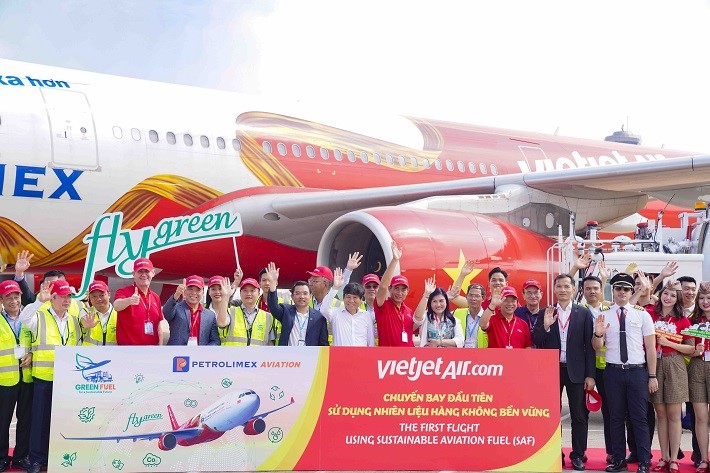 Viet Nam's Aviation Industry Embraces Sustainable Fuel